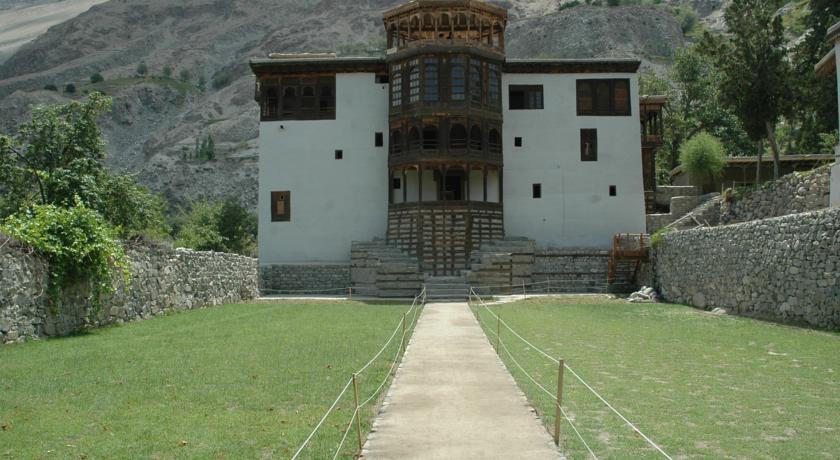 Khaplu Palace