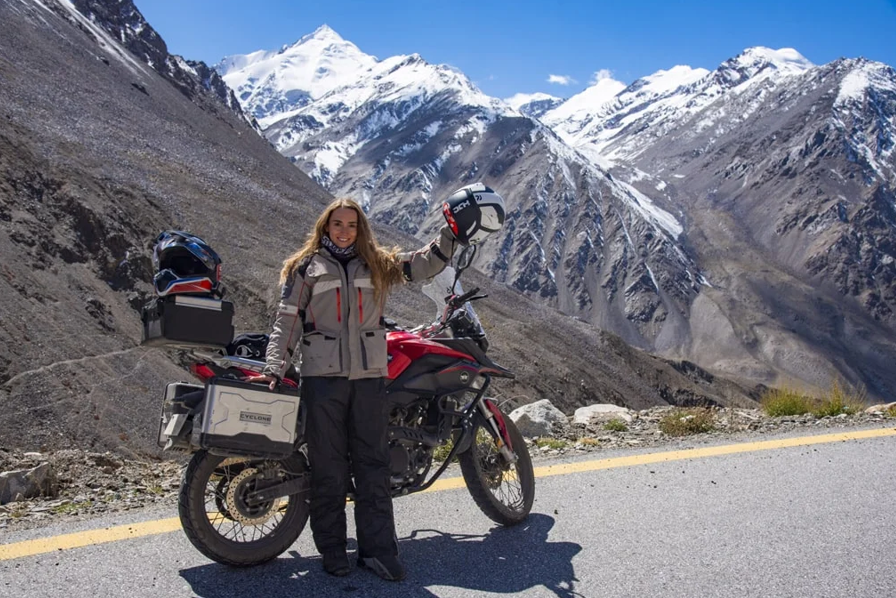 Motorcycle Travel in Pakistan: Balakot to Paras